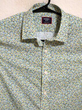 UNTUCKit Shirt Mens Medium Short Sleeve Button Nylon Green Yellow Flowers
